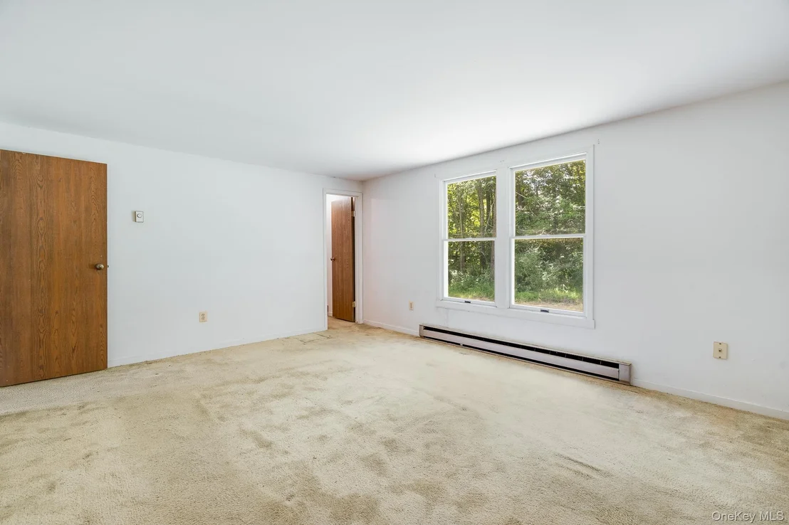Photo of 16 Riverside Drive