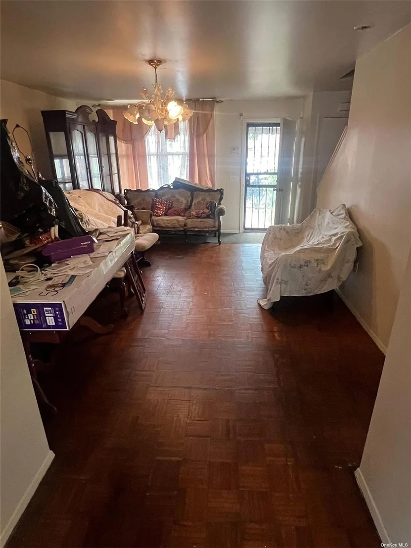 Photo of 1825 Linden Boulevard