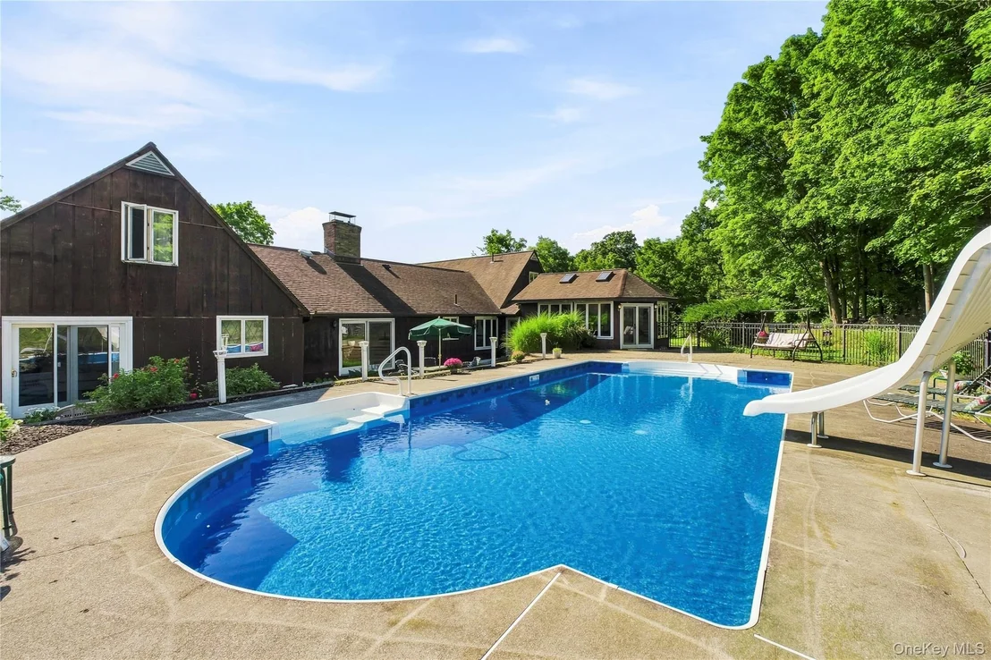 Photo of 14 Lisa Drive