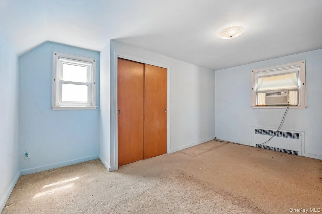 Photo of 65 Lyons Road
