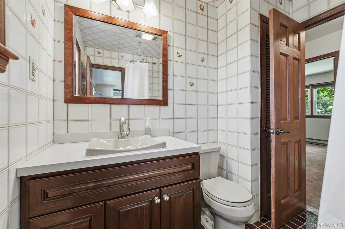 Photo of 33 Grandview Drive