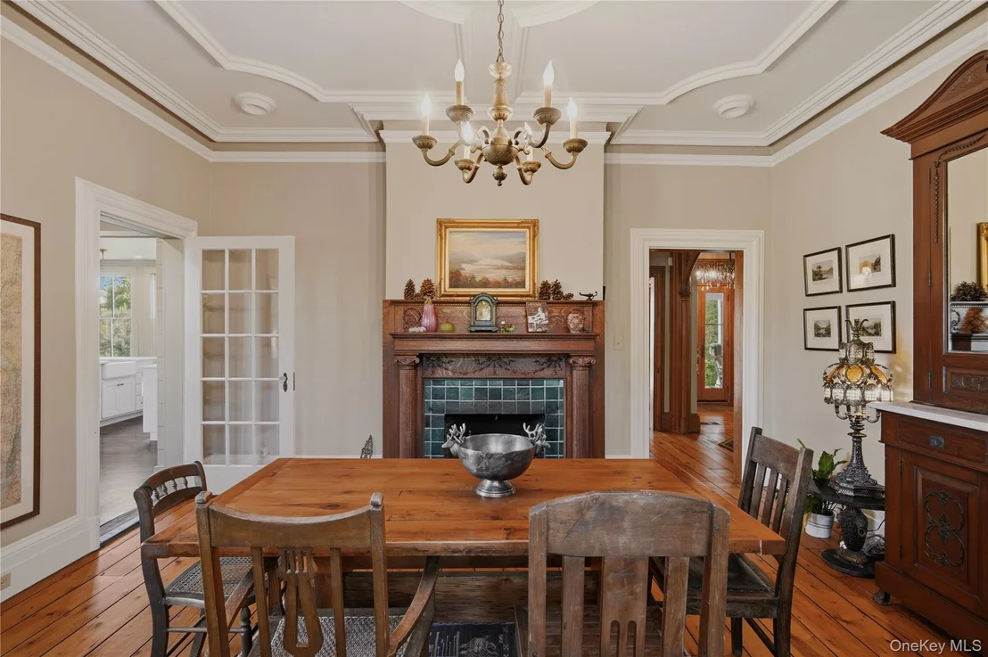 Photo of 37 Paulding Avenue