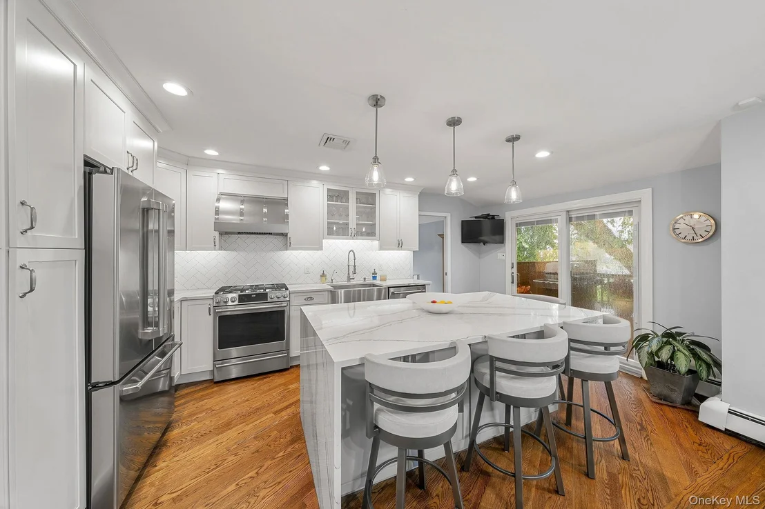 Photo of 1 Cortland Avenue