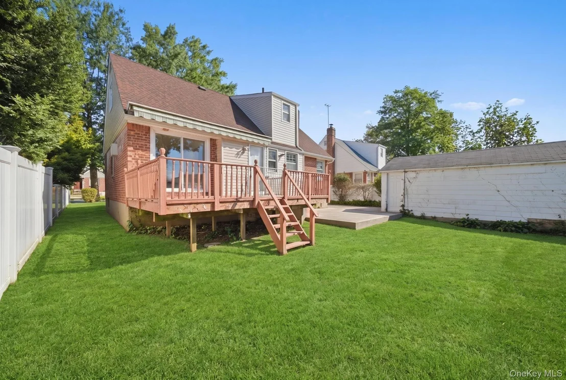 Photo of 88 Meyer Avenue