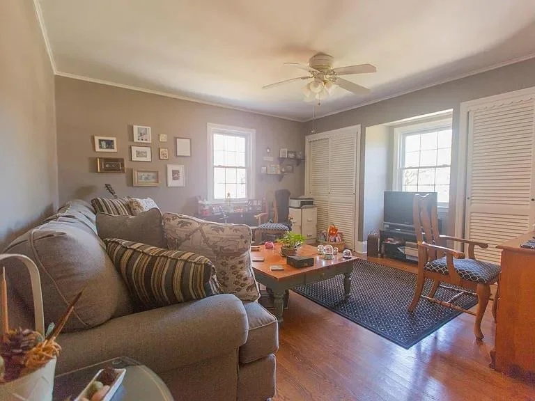 Photo of 2412 Central Avenue