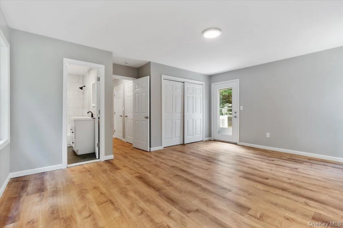 Photo of 685 Horseblock Road