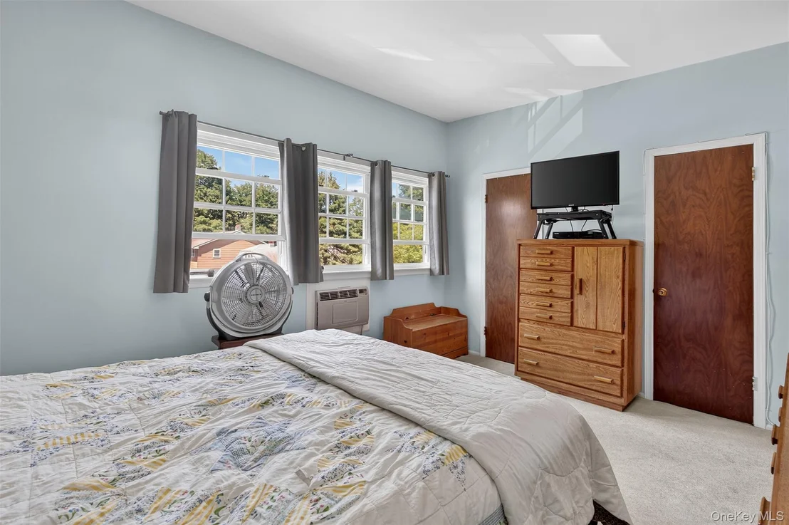 Photo of 5 Roundtree Court