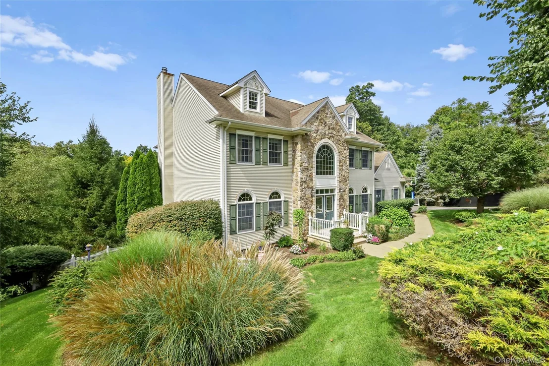 Photo of 20 Parkview Circle