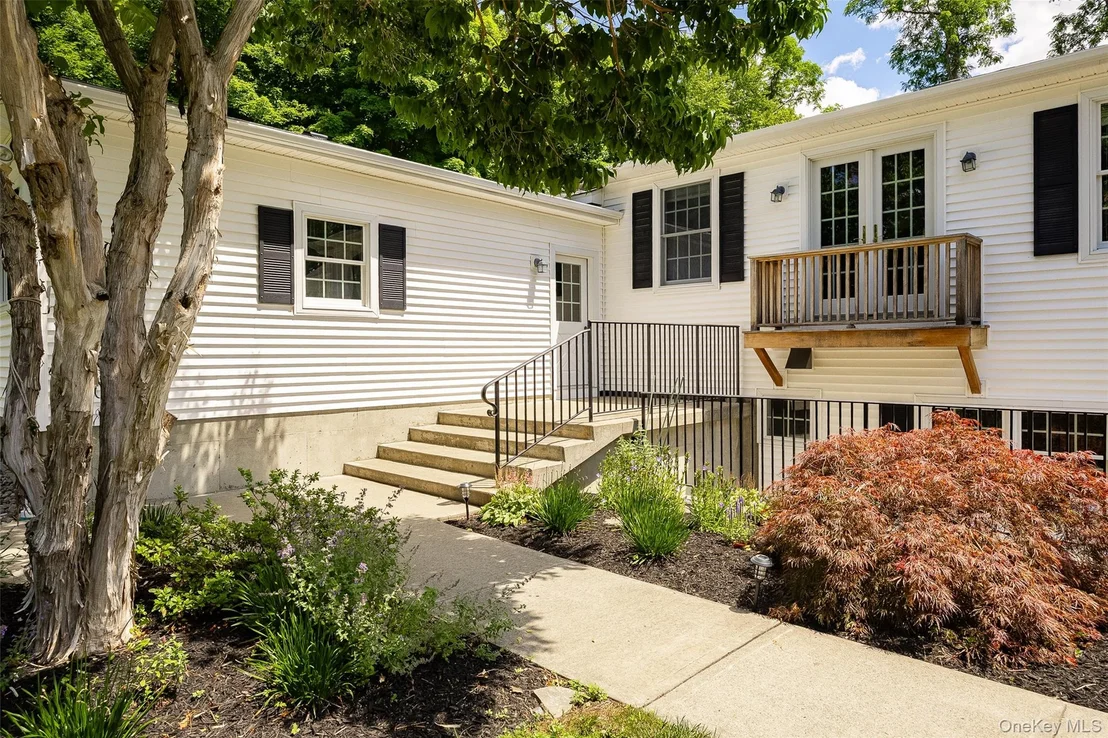 Photo of 17 Audubon Trail