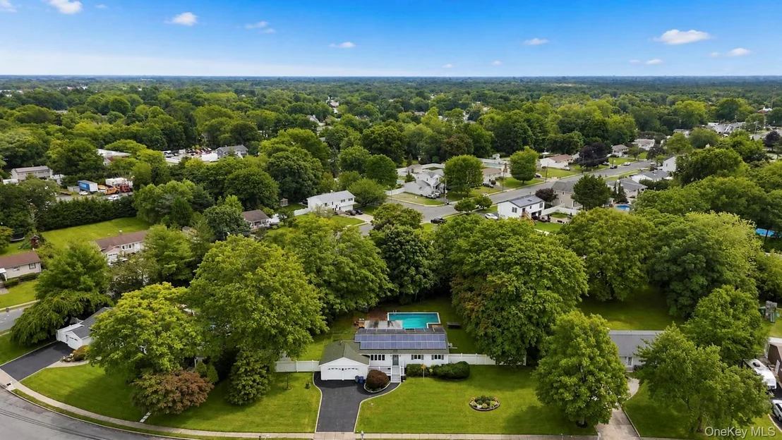 Photo of 10 Aron Drive