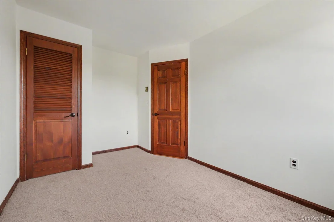 Photo of 33 Grandview Drive