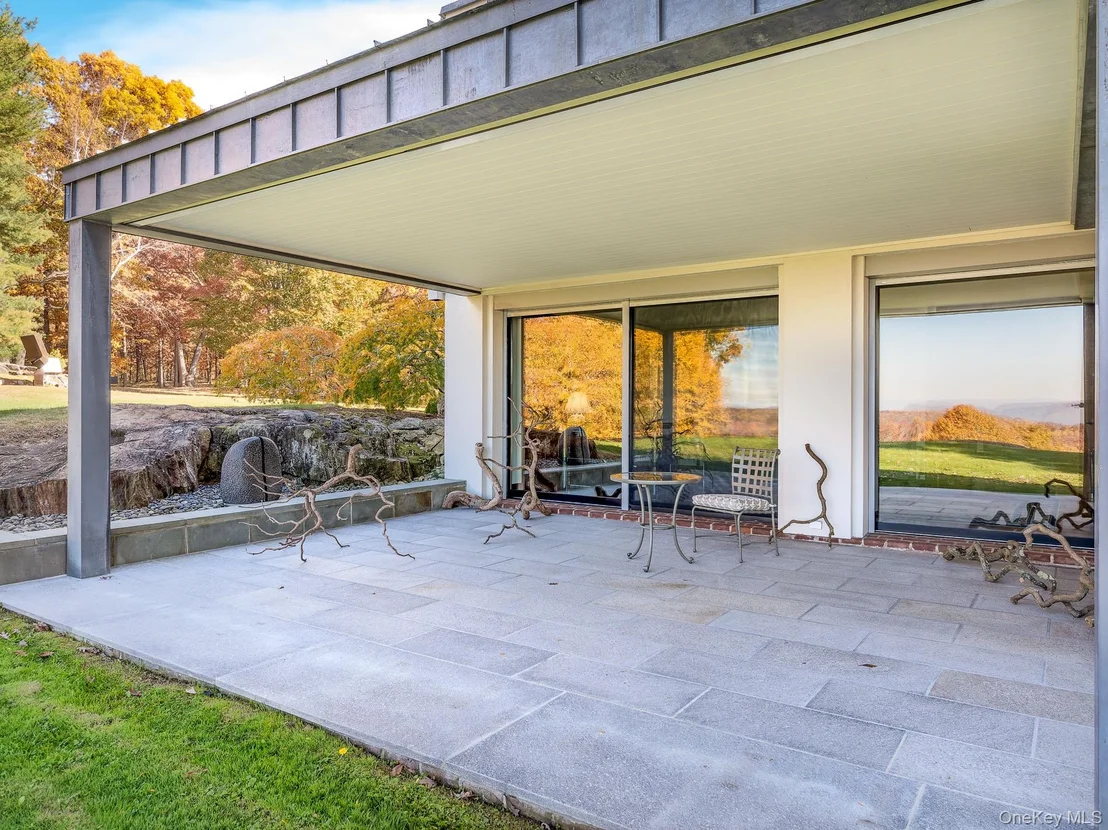 Photo of 48 Raafenberg Road