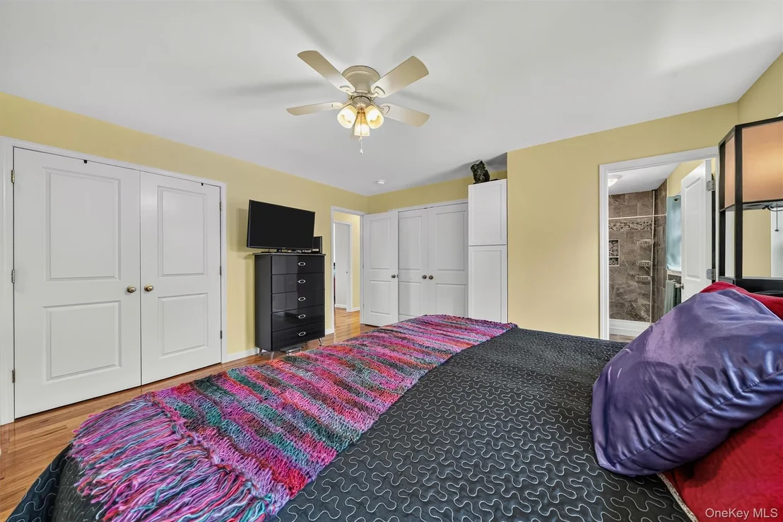Photo of 1 Bell Way