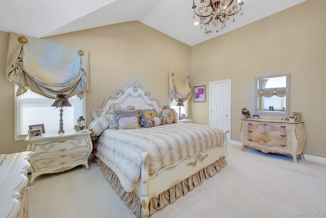 Photo of 12 Crabtree Lane