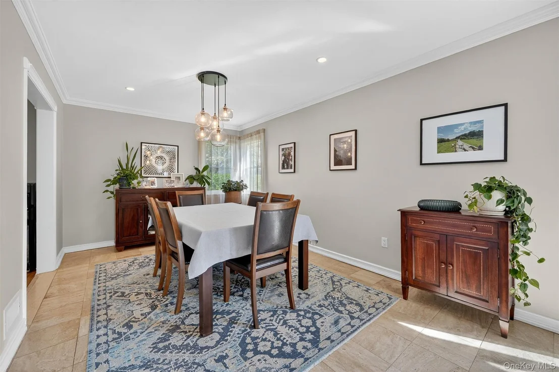 Photo of 268 Marbledale Road