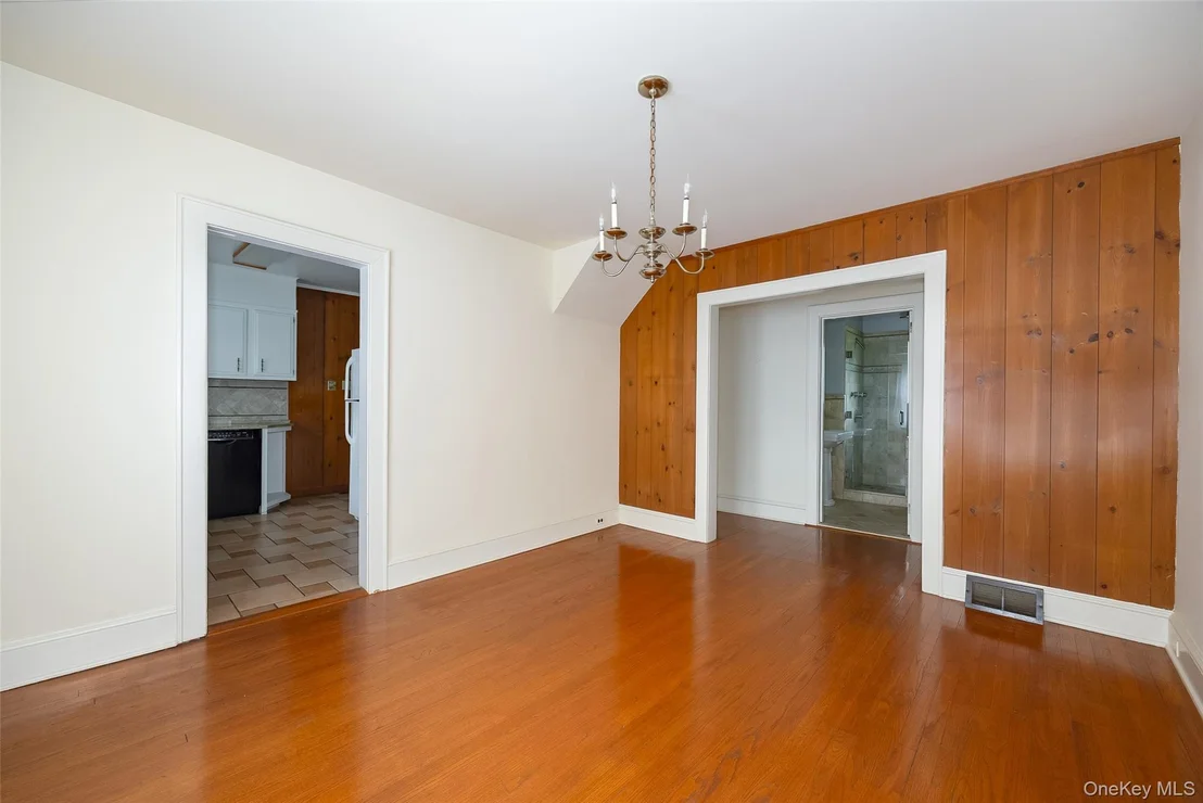 Photo of 37 Florence Avenue