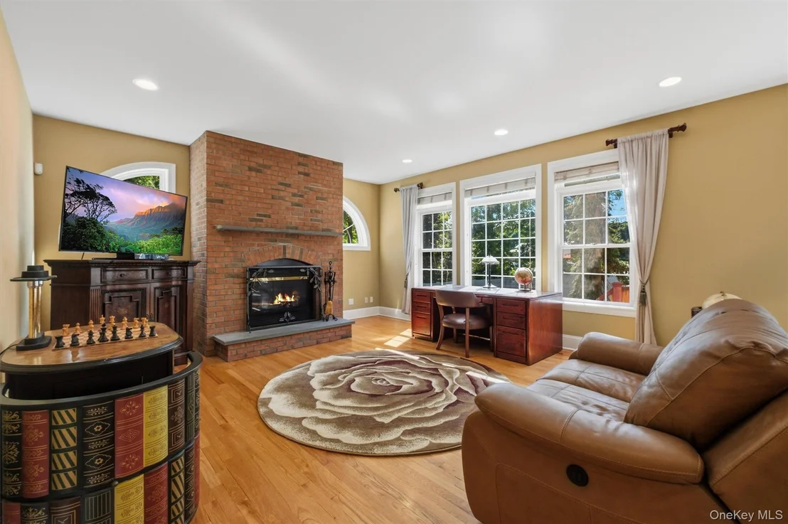 Photo of 17 Arbor Court