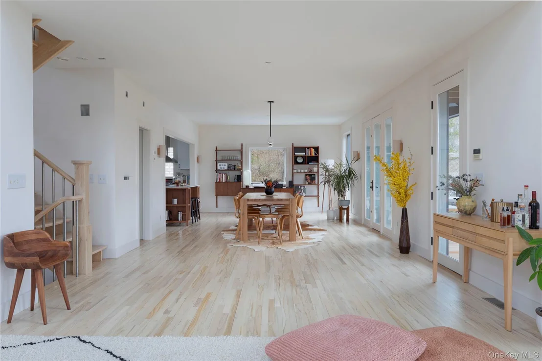 Photo of 21 Private Way