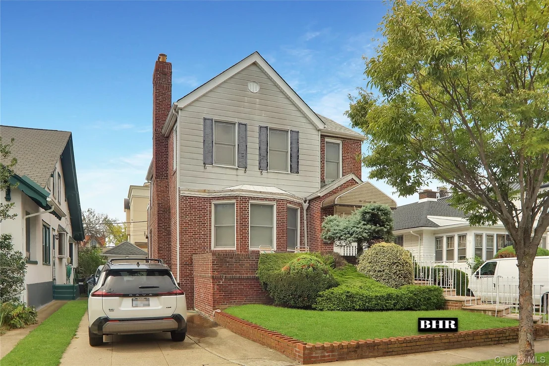 Photo of 272 Exeter Street