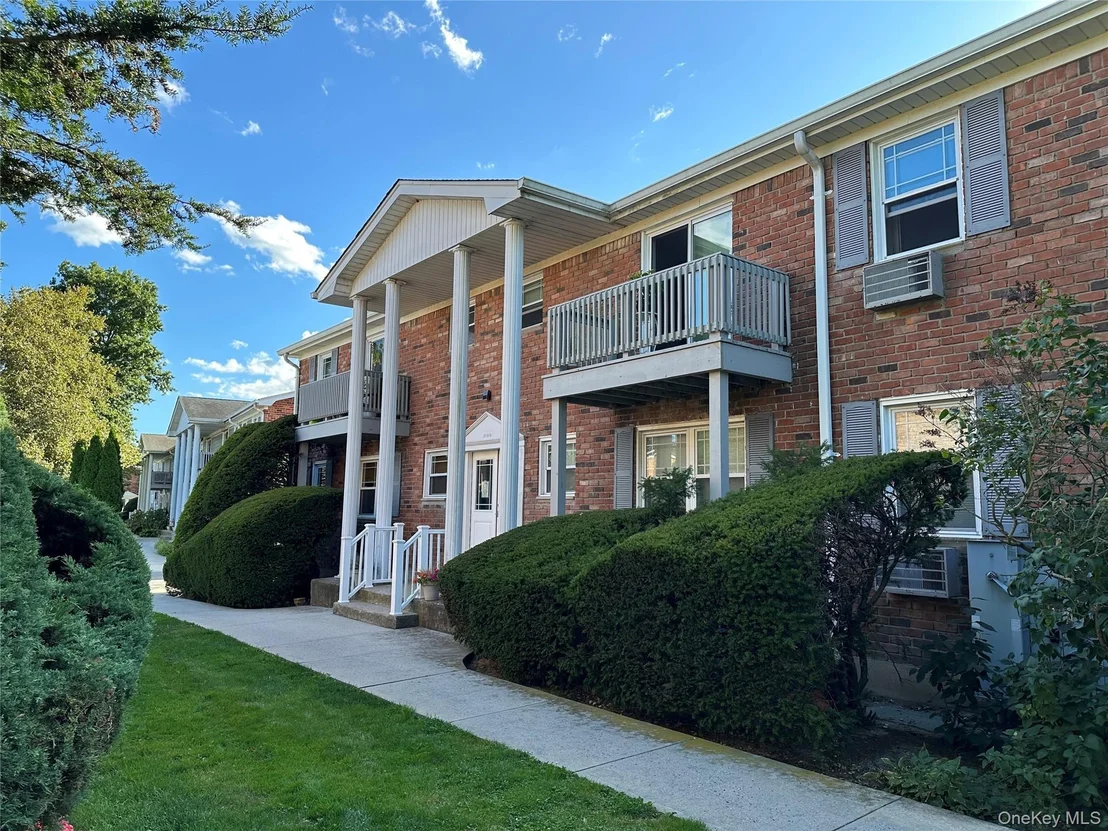 Photo of Unit 151 at 151 Fairharbor Drive