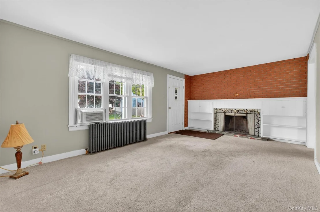 Photo of 17 Holt Road