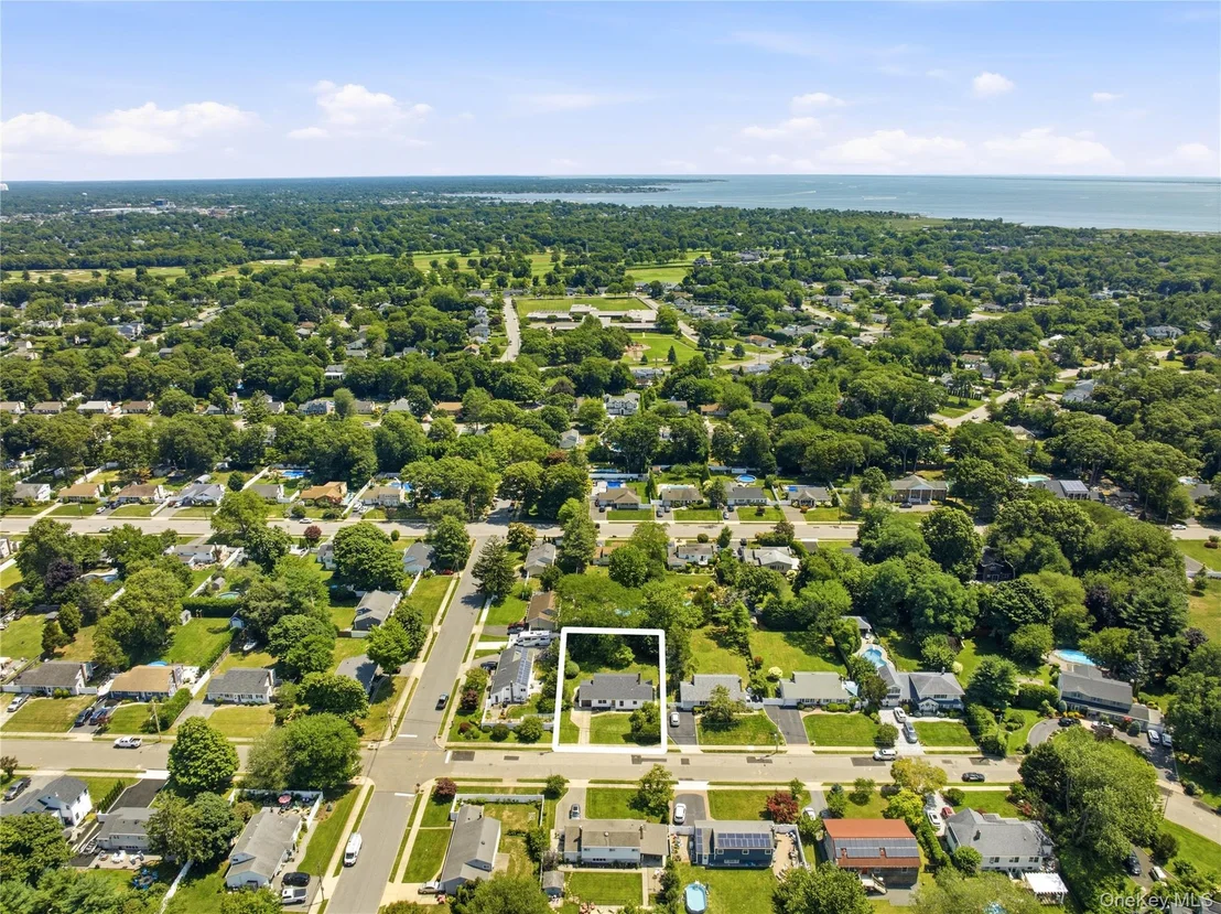 Photo of 933 Thompson Drive