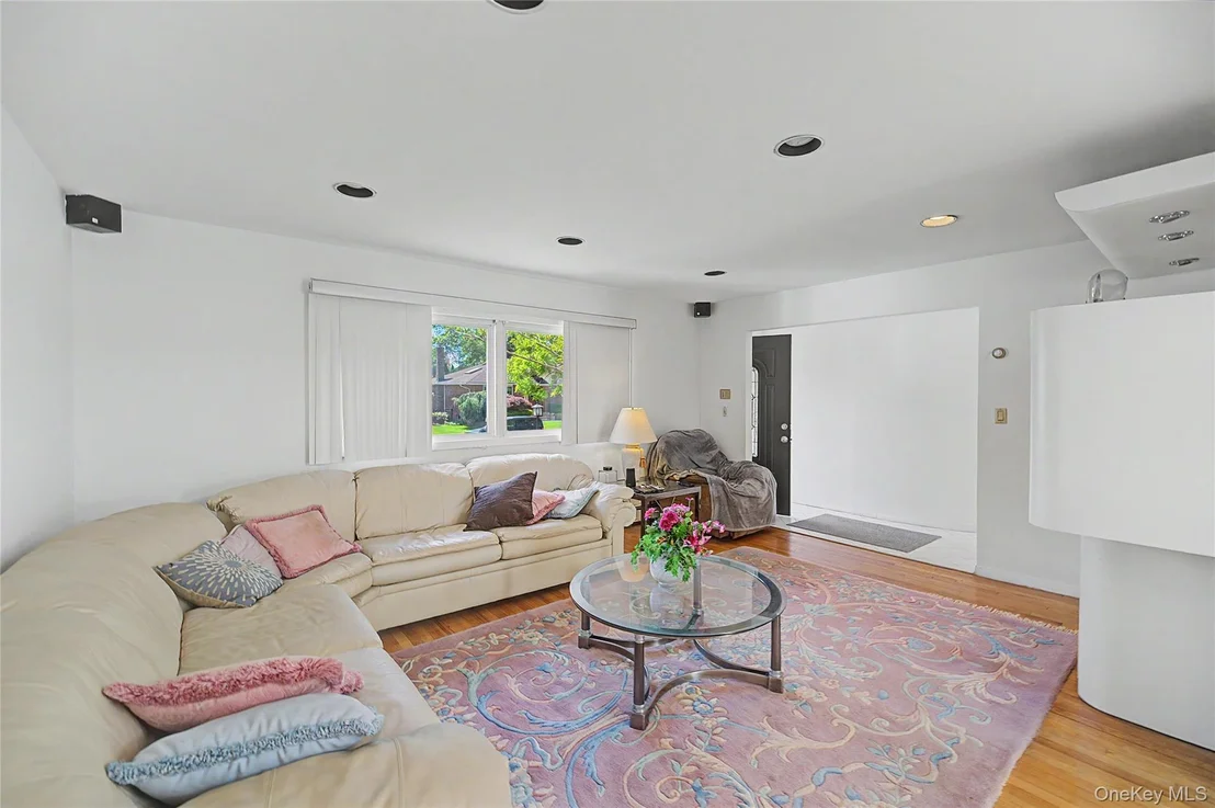 Photo of 205 Halsey Avenue