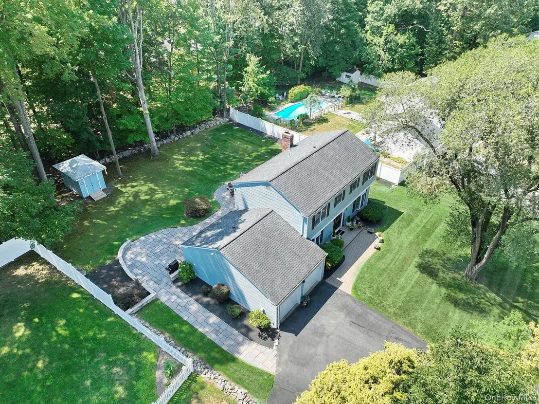 Photo of 19 Yorkshire Drive