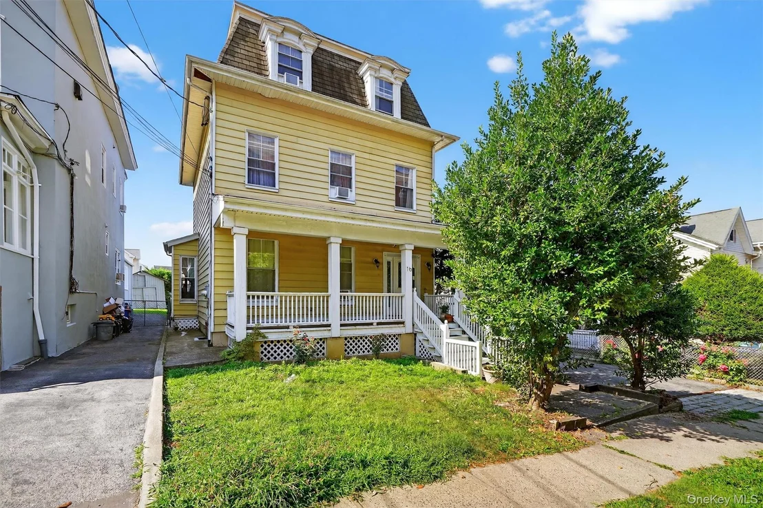 Photo of 16 Maple Place