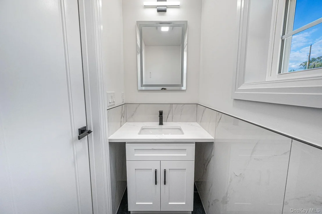Photo of 39 Lakeview Drive