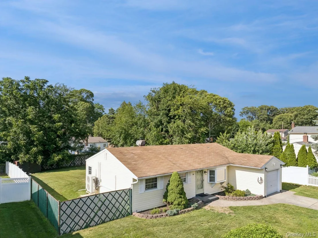 Photo of 98 Rose Place