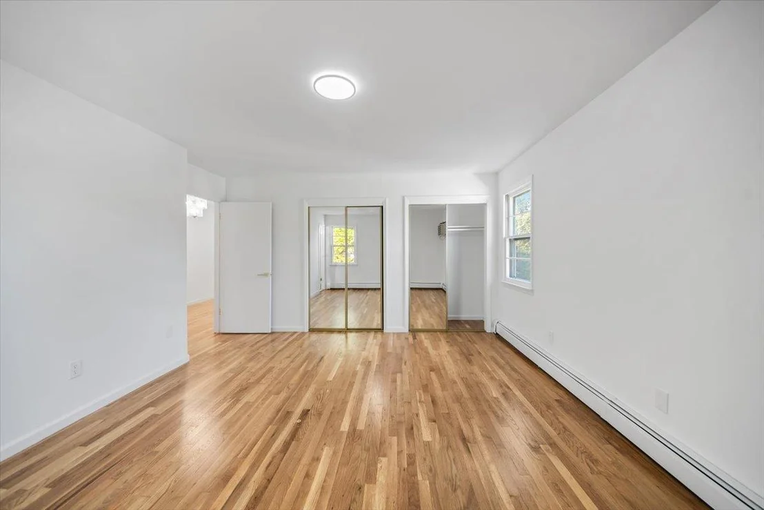 Photo of 10 Mohawk Road
