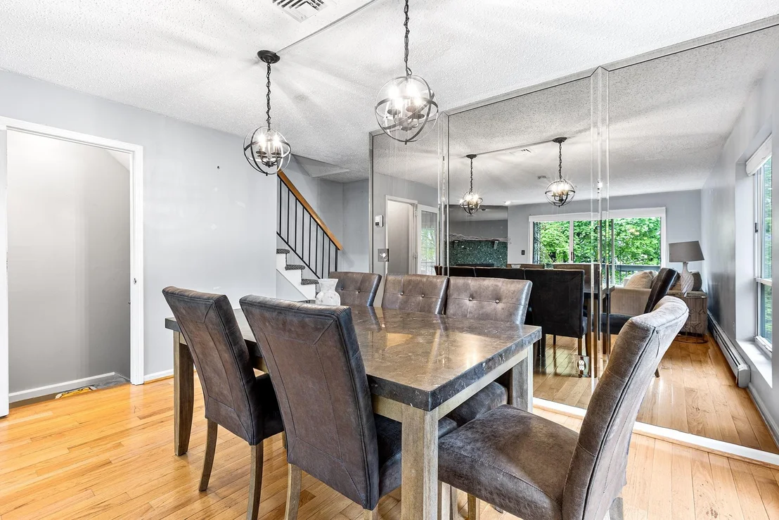 Photo of 17 Hemlock Circle