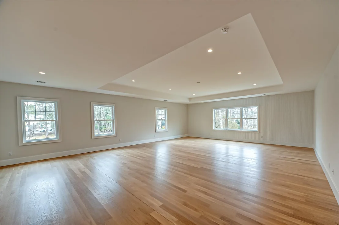 Photo of 210 Laurel Lane