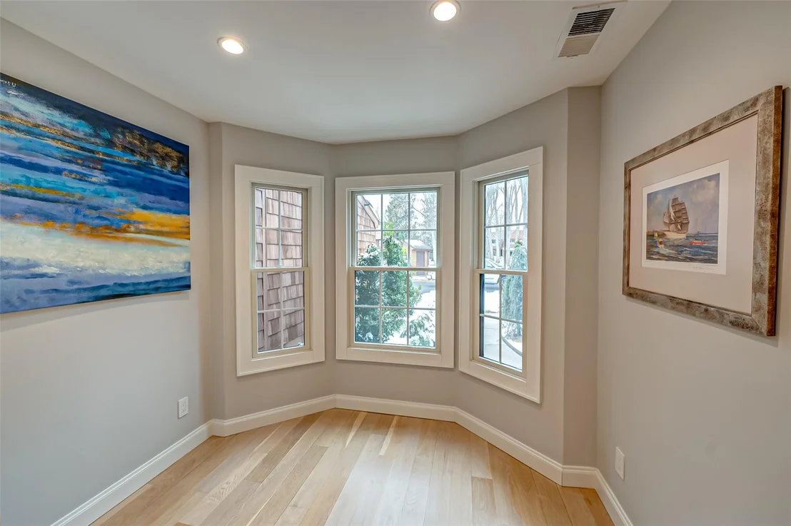 Photo of 12 Sutton Place