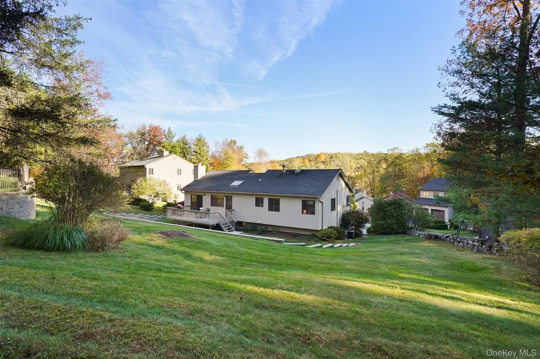 Photo of 170 Arbor Crest