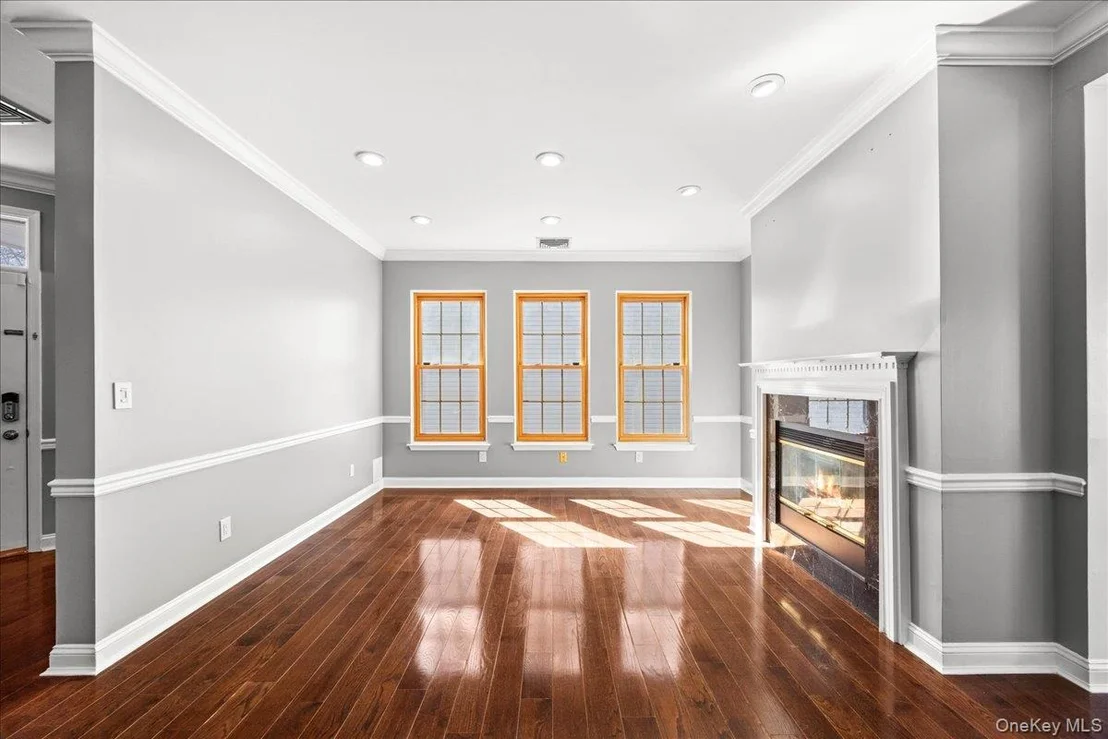 Photo of 192 Benefield Boulevard