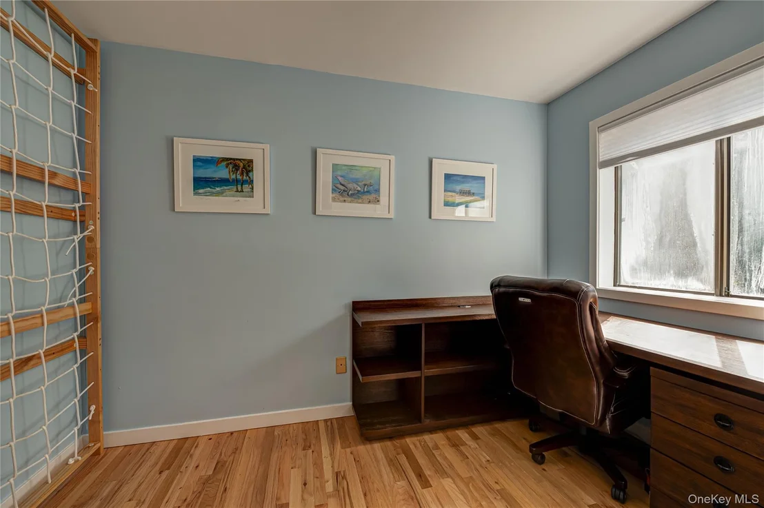 Photo of 81 Manor Lane