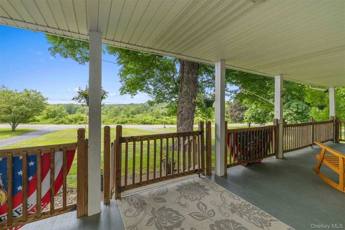 Photo of 421 Orchard Drive