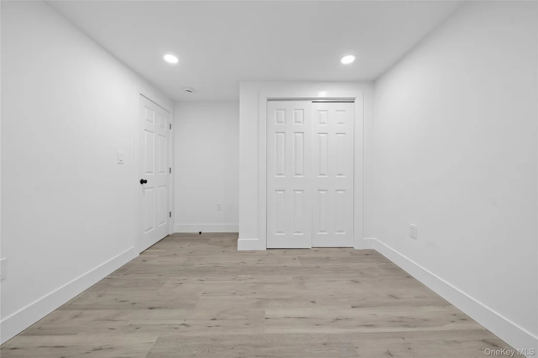 Photo of 72 Oak Avenue
