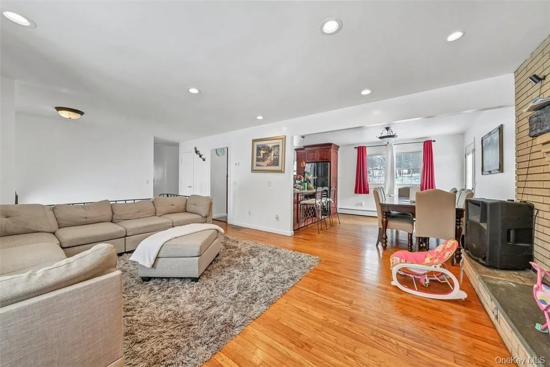 Photo of 7 Lakeview Drive