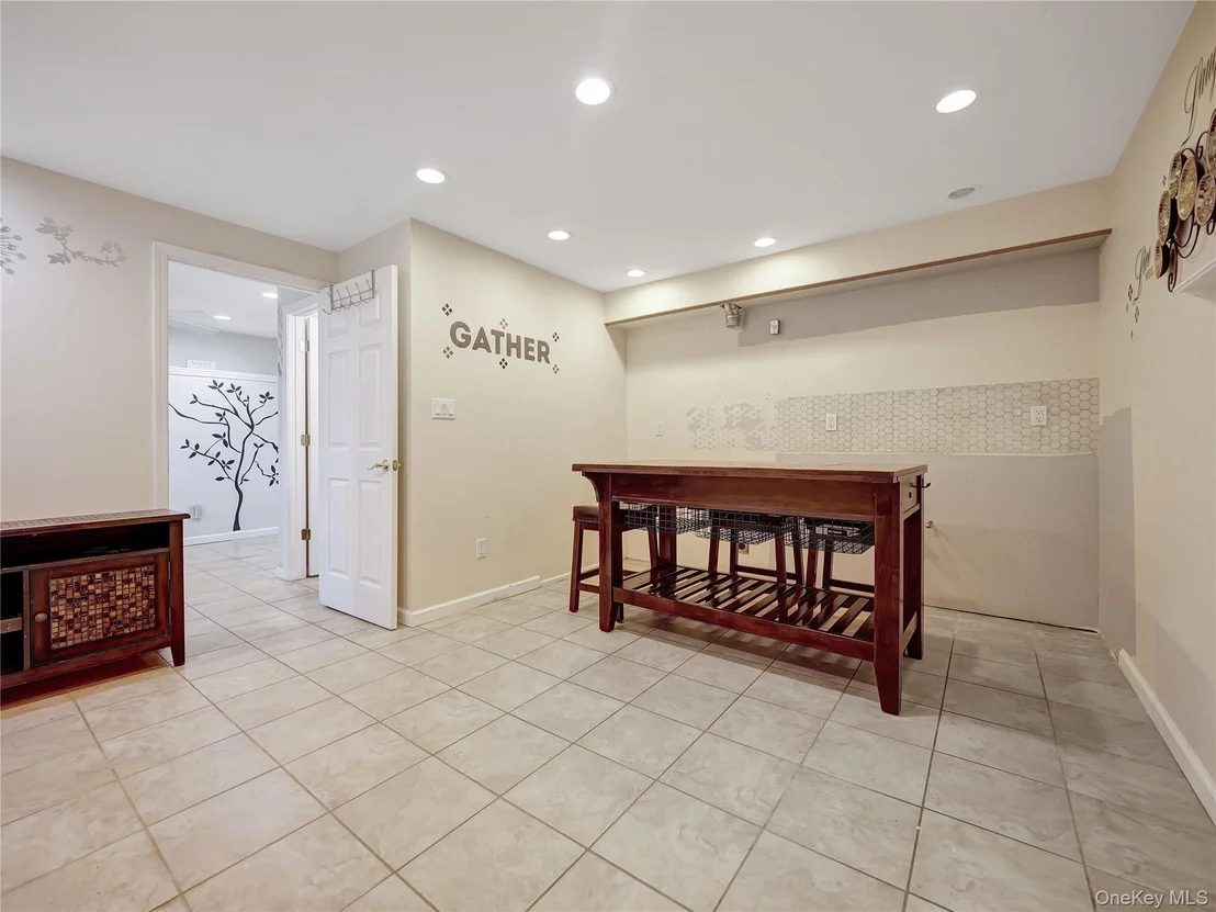 Photo of 111 Sycamore Drive