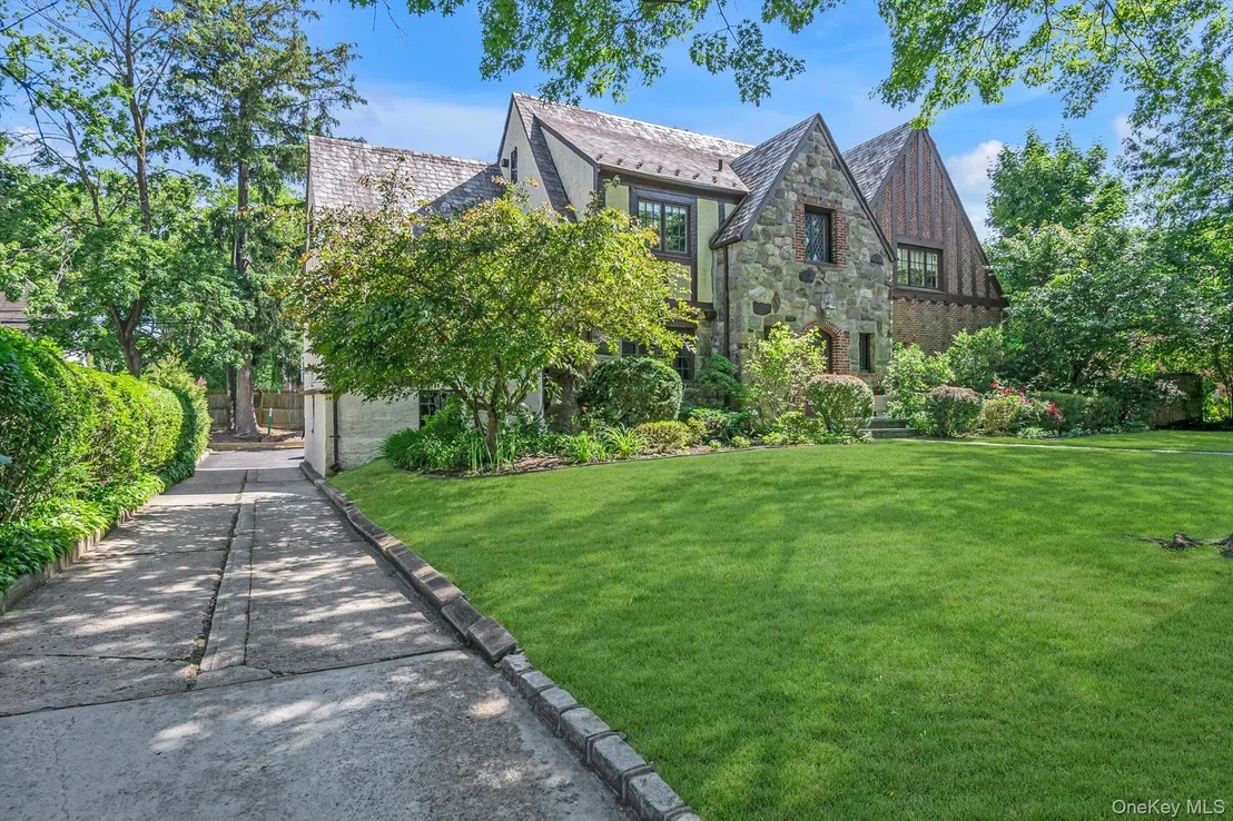 Photo of 68 Beverly Road