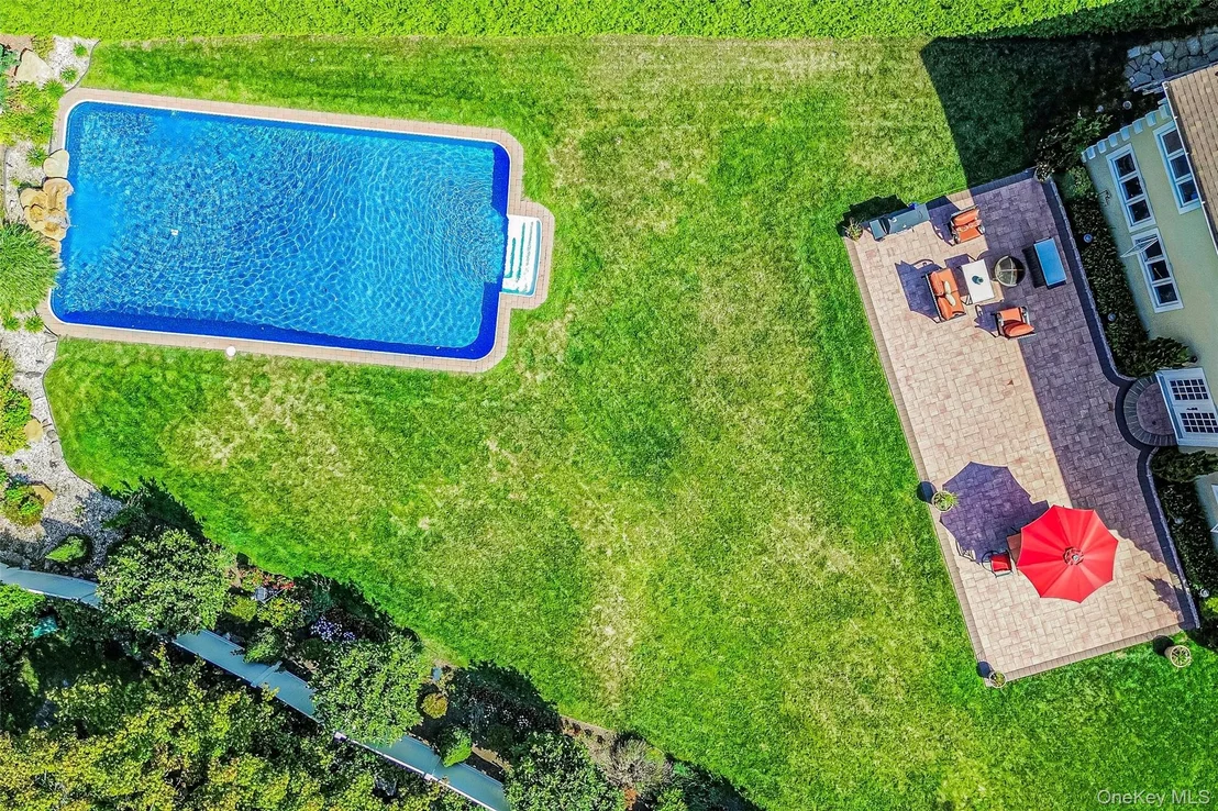 Photo of 397 Concord Road