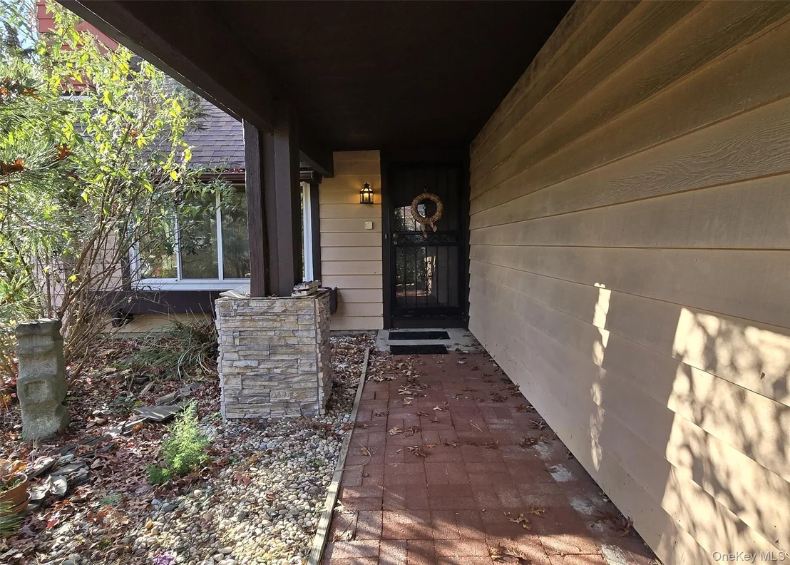 Photo of 48 Glenmere Lane