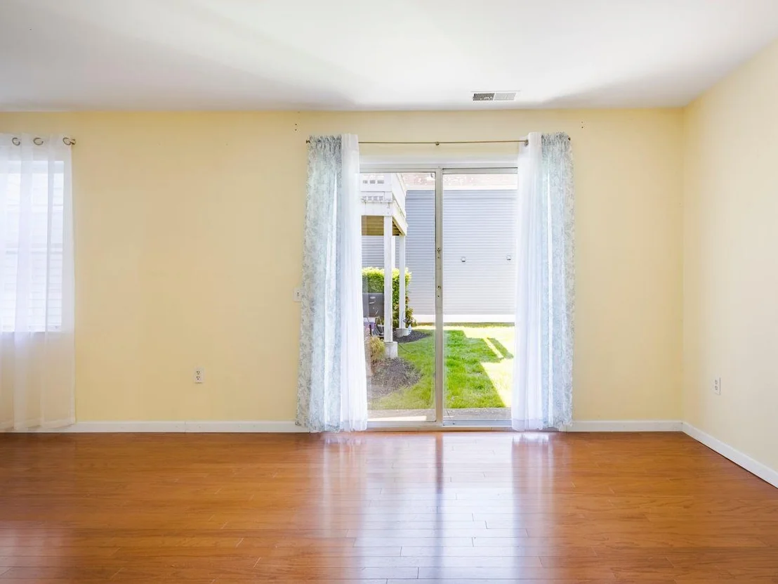 Photo of Unit B at 902 Commons Way
