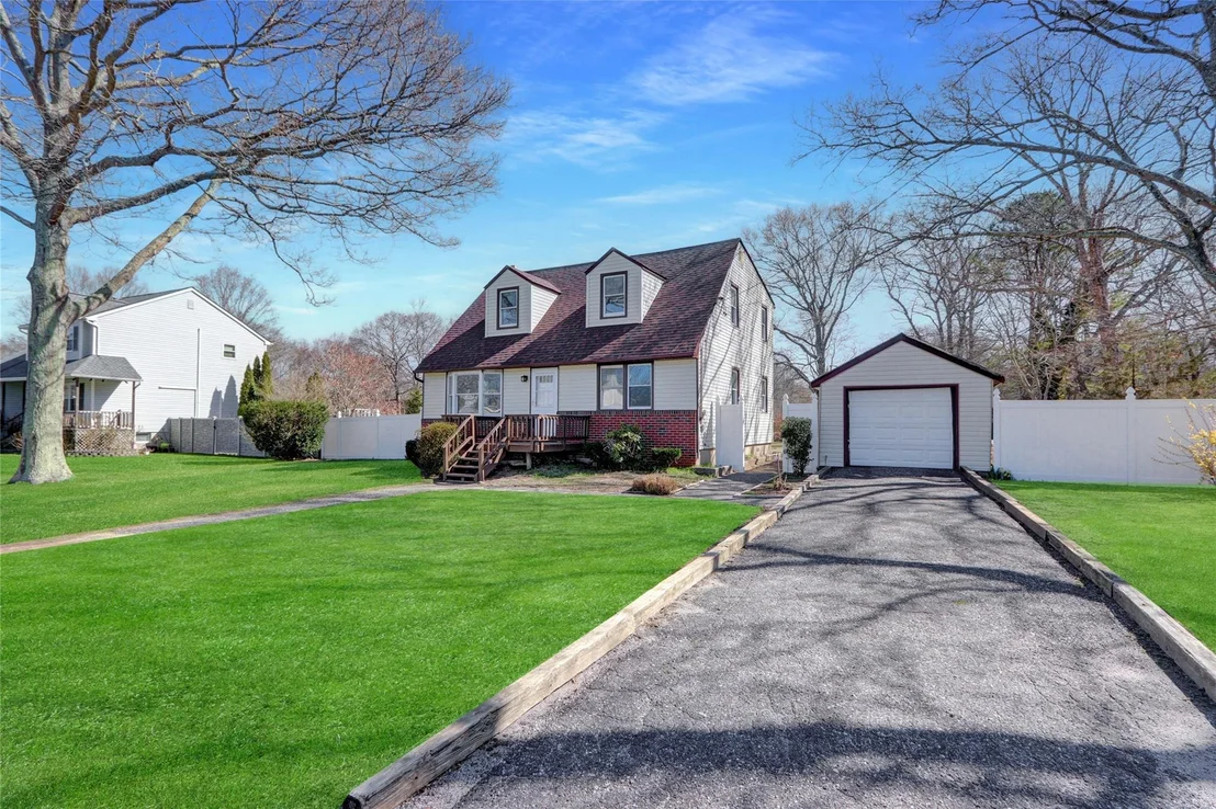 Photo of 19 Stackyard Drive