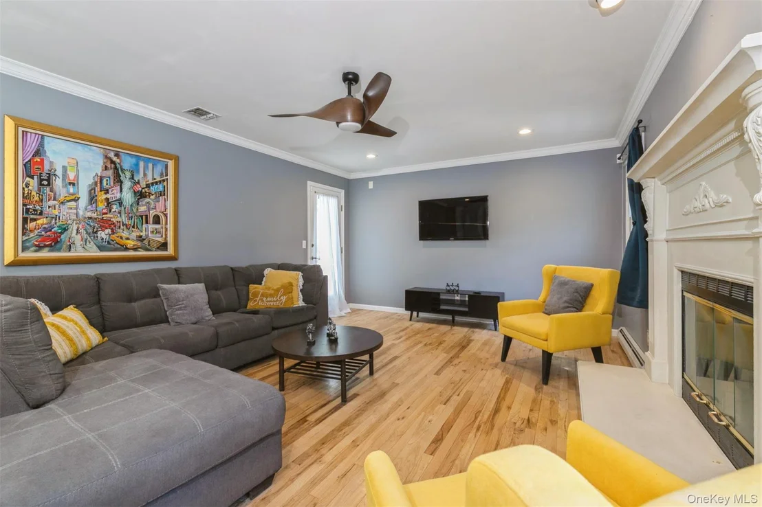 Photo of 212 Fairway Drive