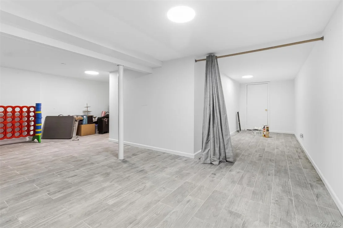 Photo of 2 Watergate Drive