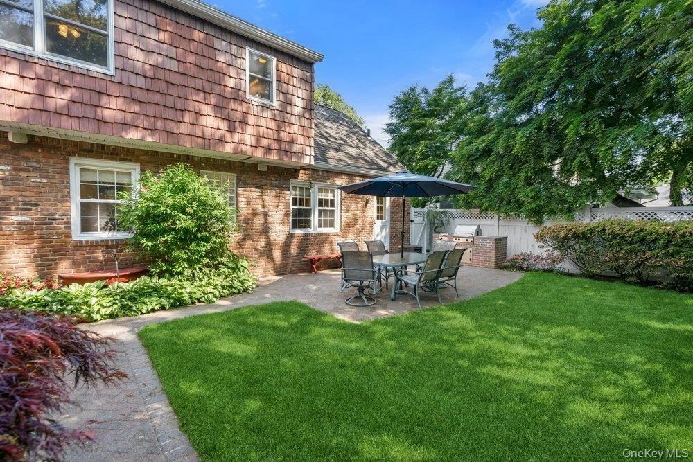 Photo of 69 Lewis Road